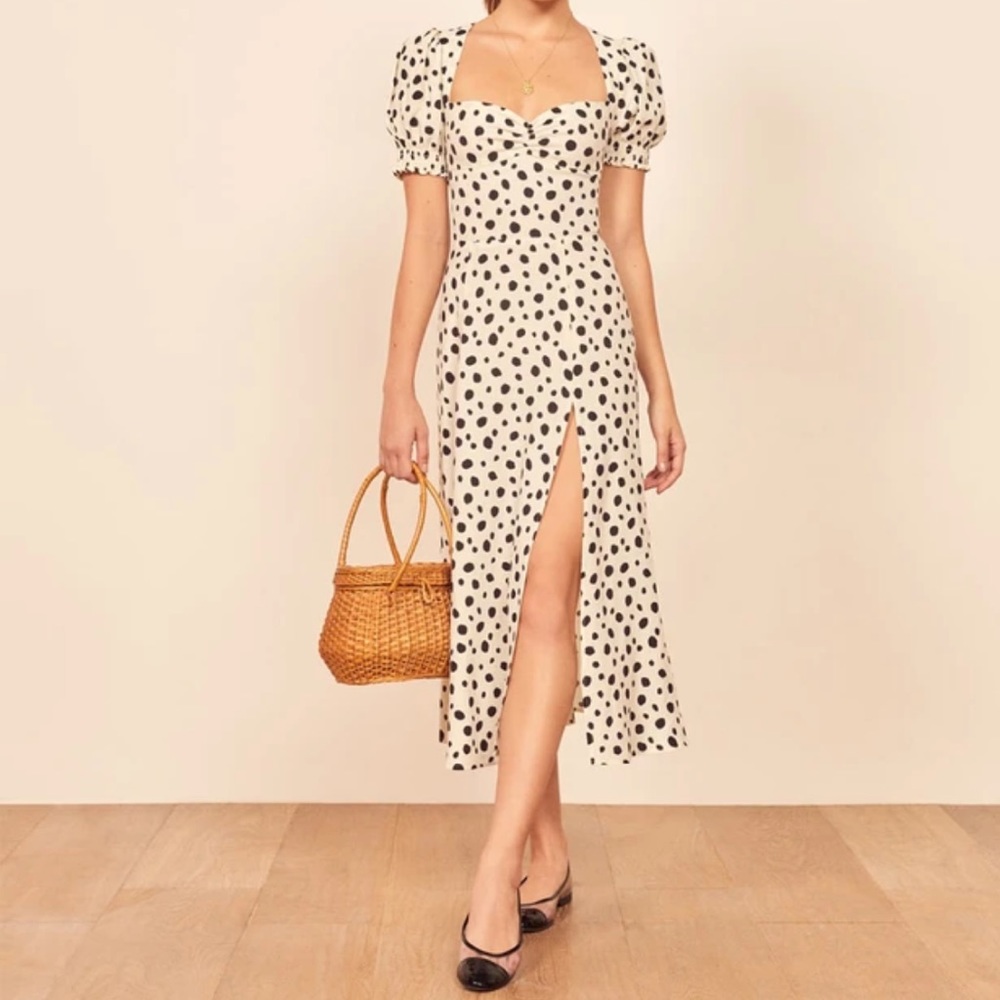 Sweetheart neckline puff sleeve midi dress